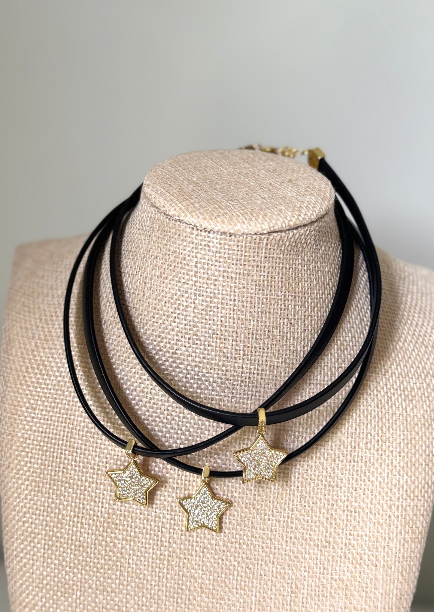Black Chocker ⭐️