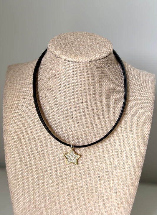 Black Chocker ⭐️